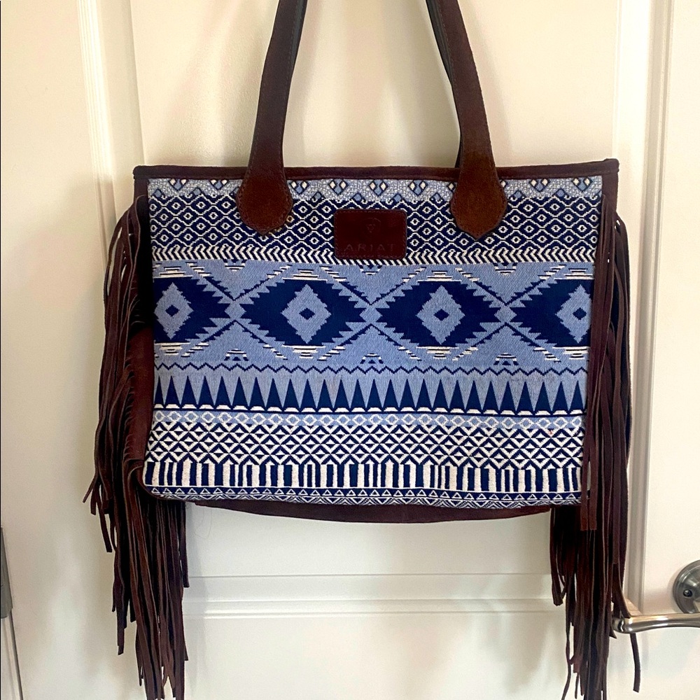 Ariat Madison Concealed carry tote